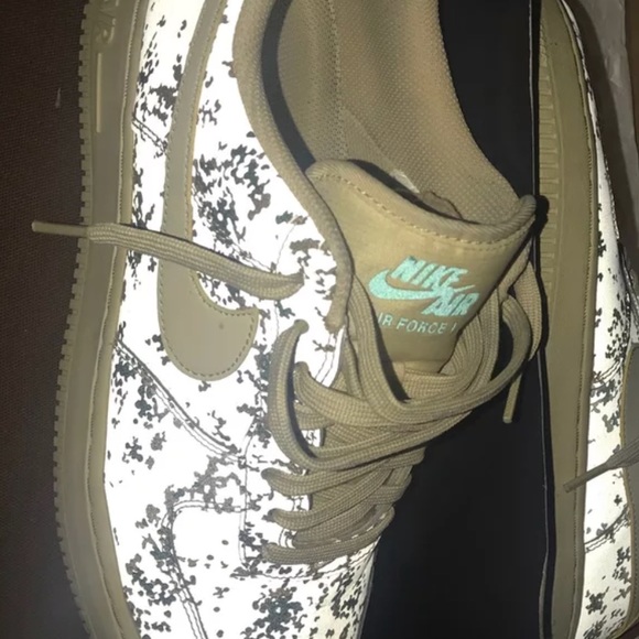 Air Force 1 ‘07 LV8 - Picture 2 of 3